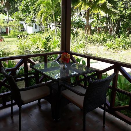 Paradise Flycatcher'S Lodge La Digue Exterior photo
