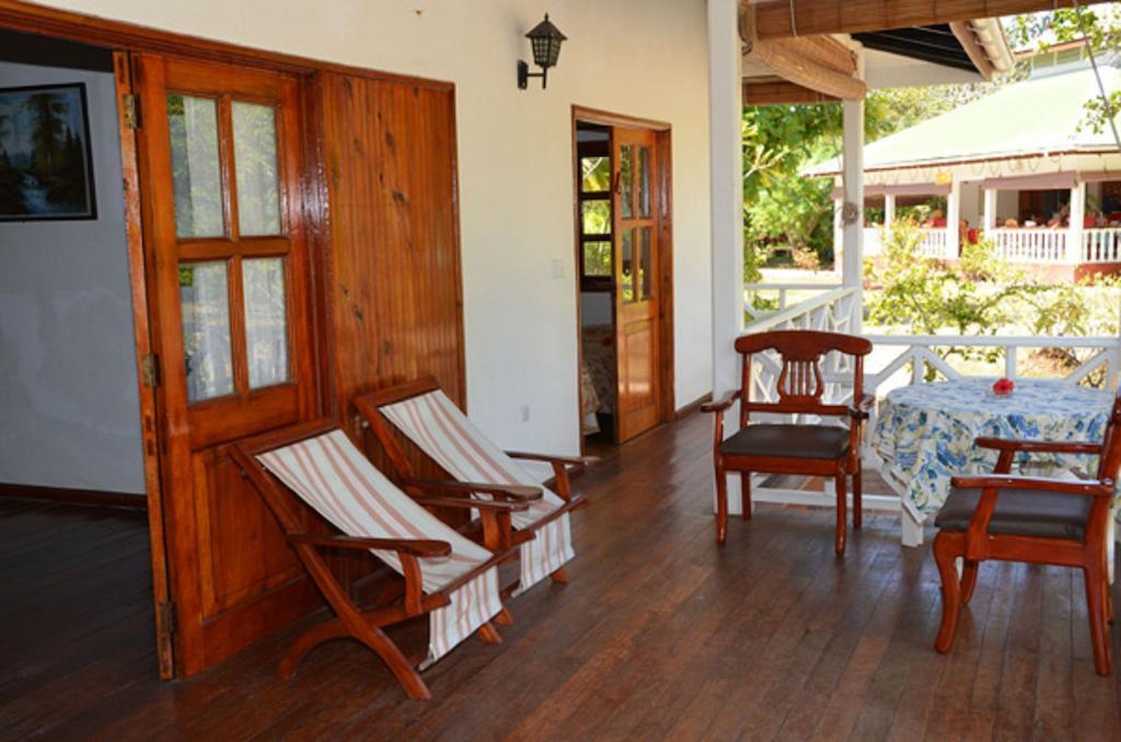 Paradise Flycatcher'S Lodge La Digue Exterior photo